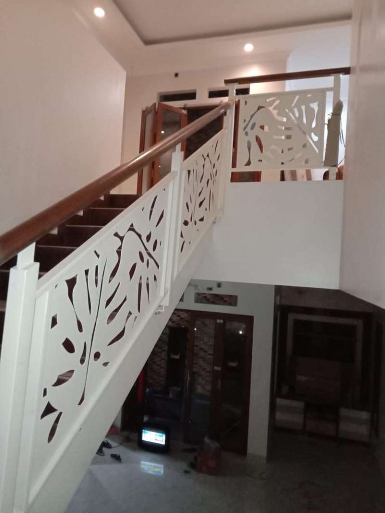 pengaplikasian-railing-tangga-478a